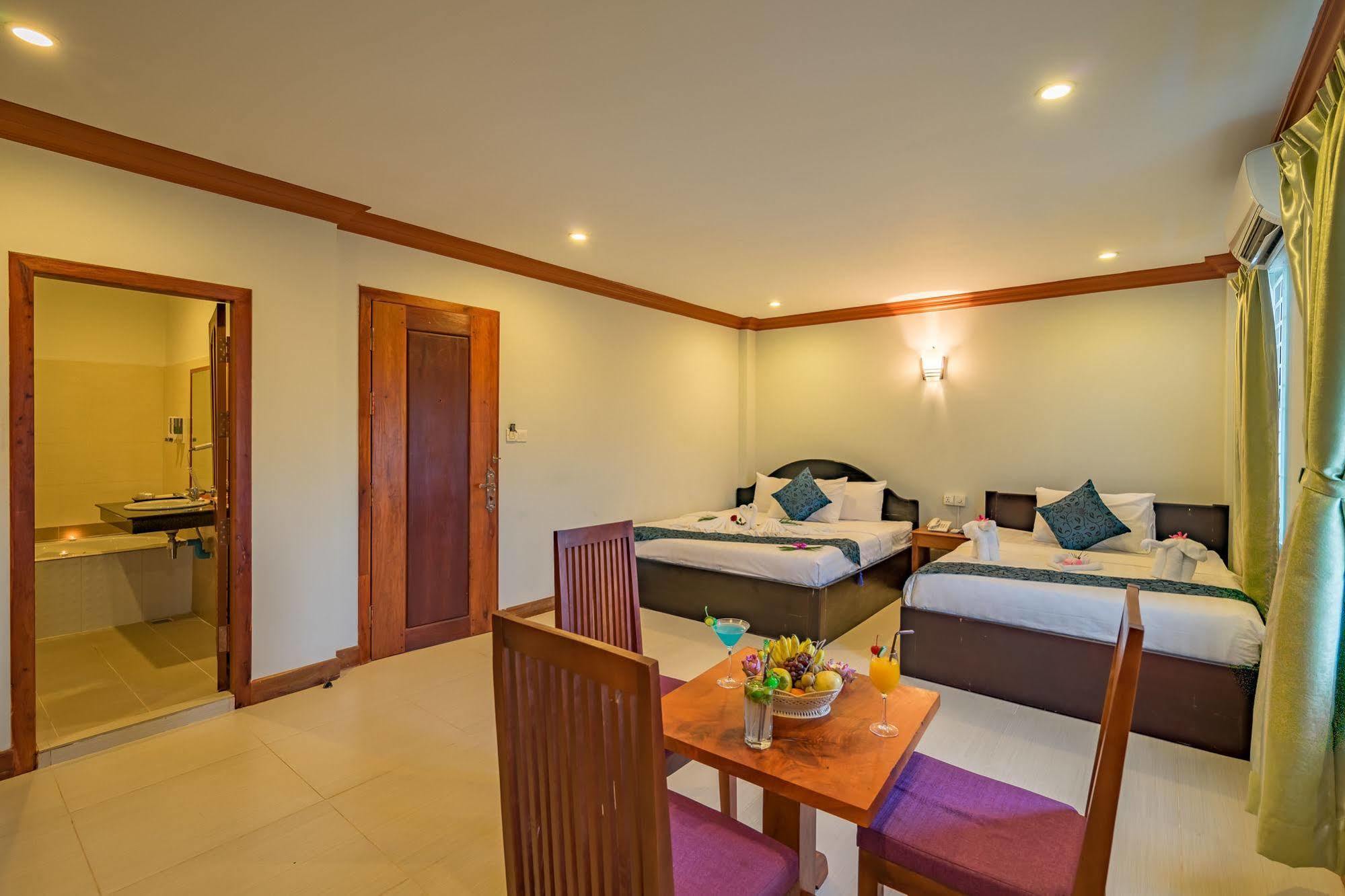 Kingfisher Angkor Hotel Siem Reap Exterior foto