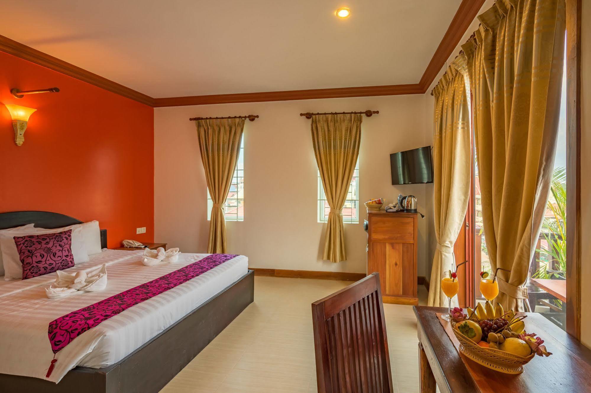 Kingfisher Angkor Hotel Siem Reap Exterior foto