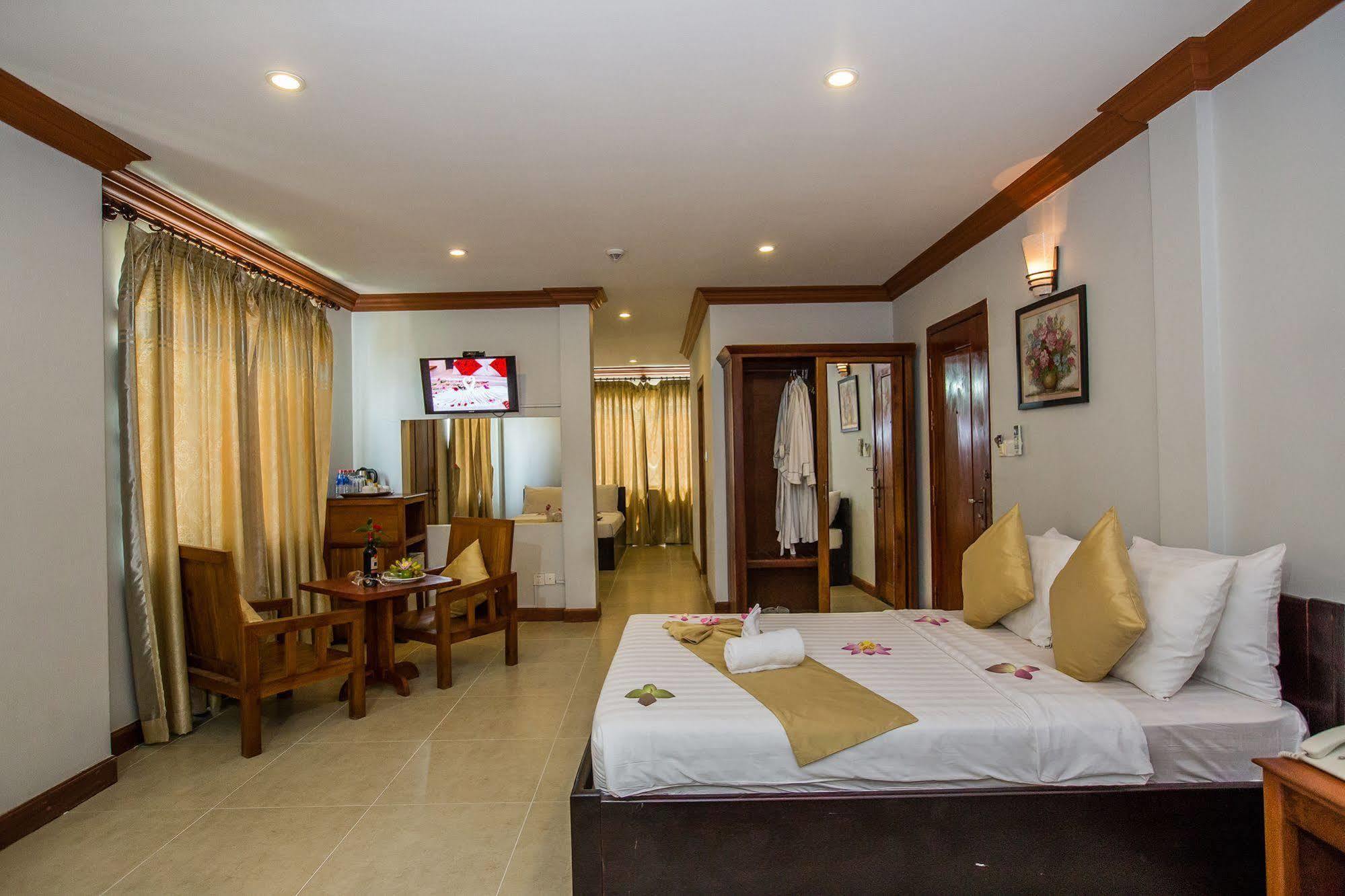 Kingfisher Angkor Hotel Siem Reap Exterior foto